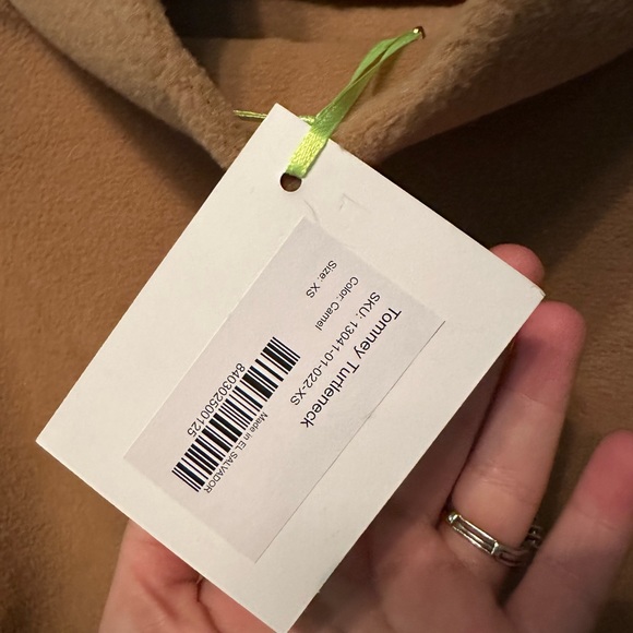 Dudley Stephens XS Camel Tomney Turtleneck - Picture 9 of 9